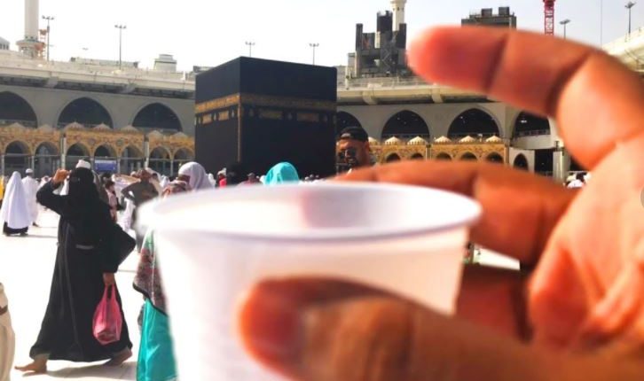 zemzem suyu böyle içilir