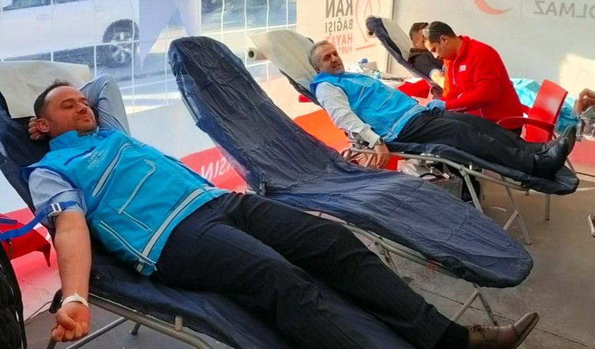 din-görevlileri-kan-bağışı-ile-umut-oldu-33