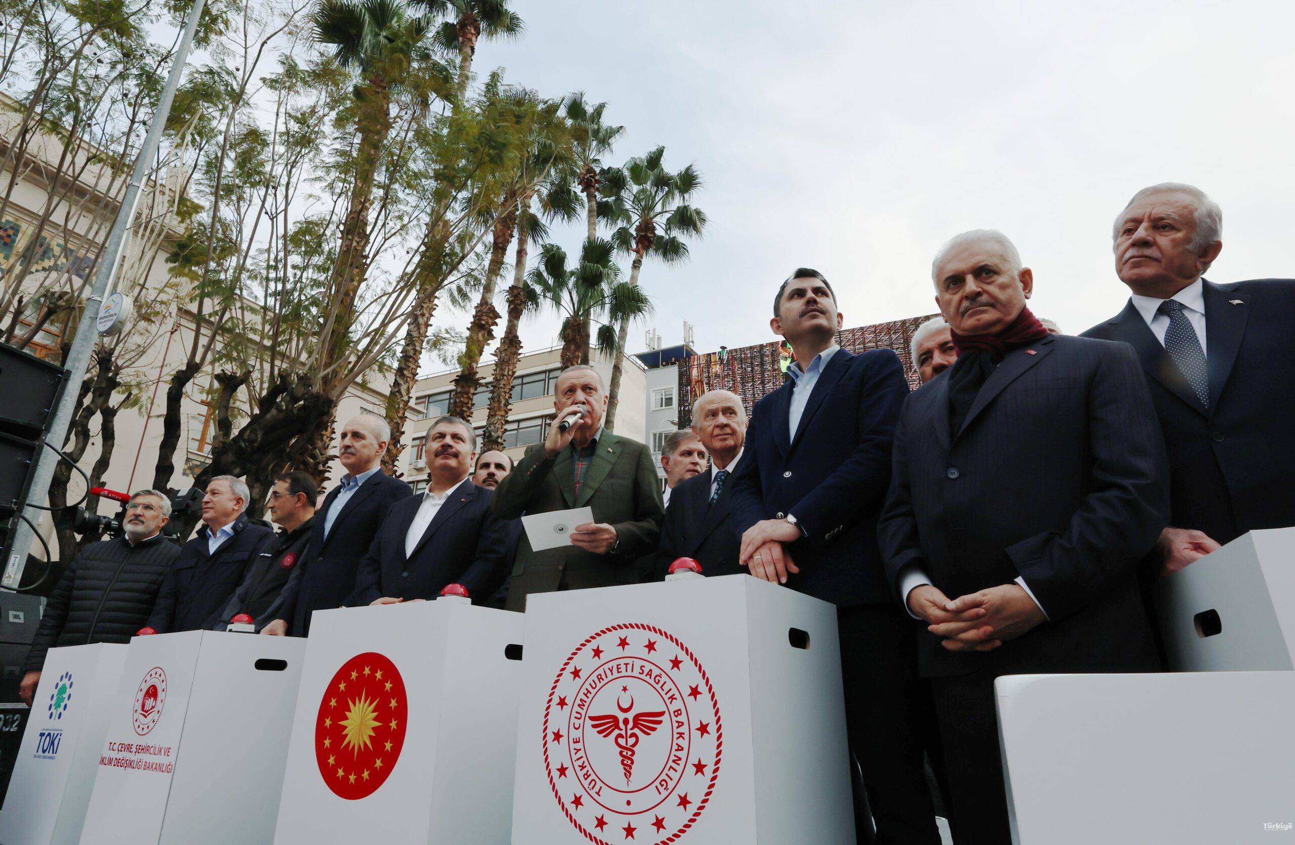 Sağlık Bakanı Fahrettin Koca, Hatay’da Temel Atma Töreninde Konuştu