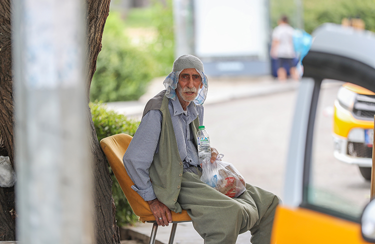 Yurt Genelinde Kavurucu Sıcak Hayatı Olumsuz Etkiliyor (5)