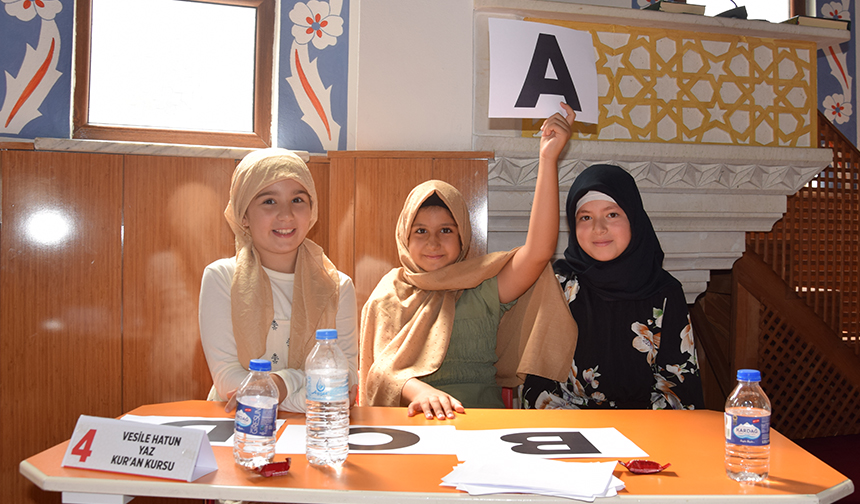 Giresunda Yaz Kur’an Kursu Öğrencileri Bilgide Yarıştı 14