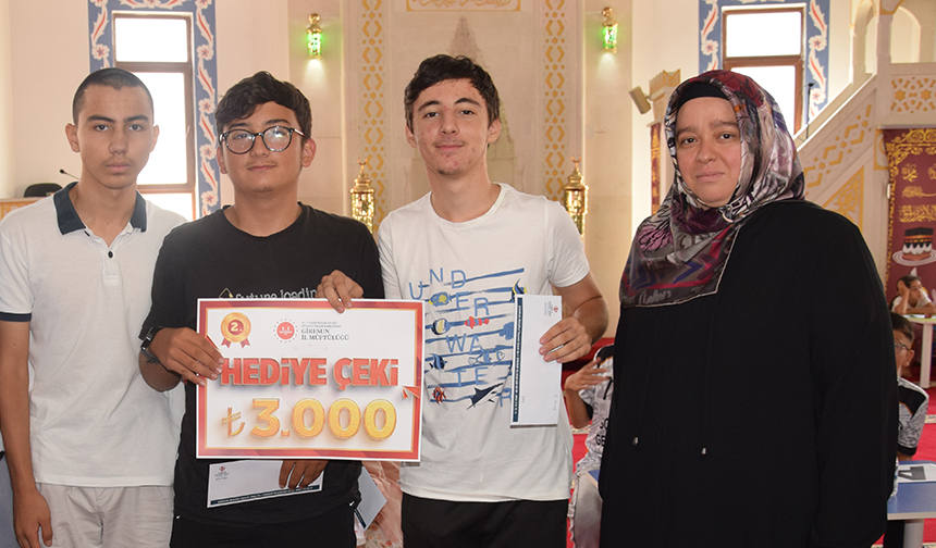 Giresunda Yaz Kur’an Kursu Öğrencileri Bilgide Yarıştı 5