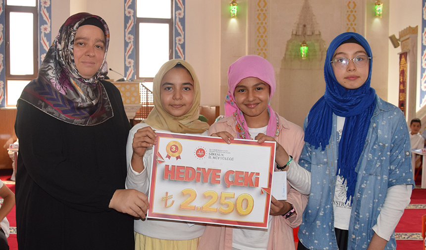 Giresunda Yaz Kur’an Kursu Öğrencileri Bilgide Yarıştı 6