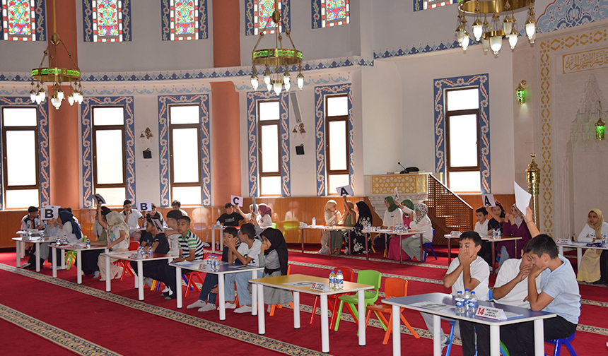 Giresunda Yaz Kur’an Kursu Öğrencileri Bilgide Yarıştı 7