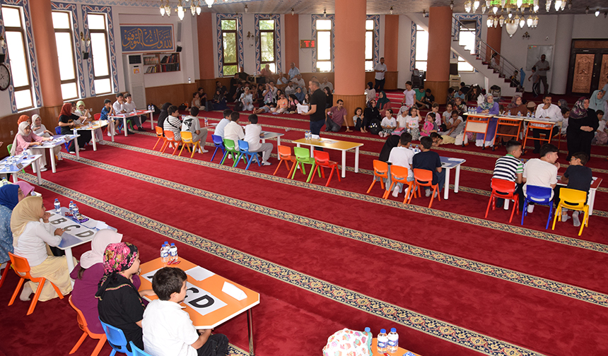 Giresunda Yaz Kur’an Kursu Öğrencileri Bilgide Yarıştı 9