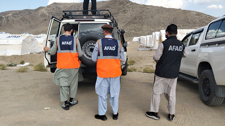 Afad'dan Afganistan'daki Depremzedelere Barınma, Beslenme Ve Hijyen Malzemesi Desteği 2