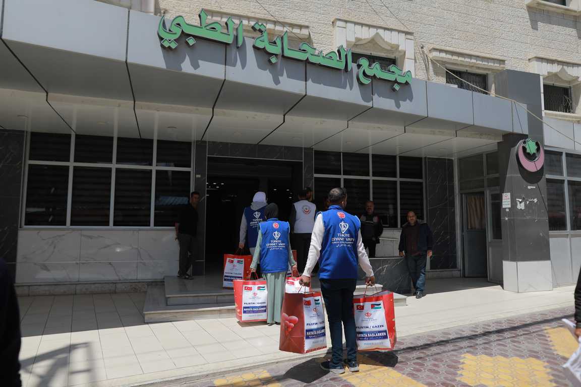 Tdv, Gazze'de 8,7 Milyon Kişiye Insani Yardım Ulaştırdı (12)