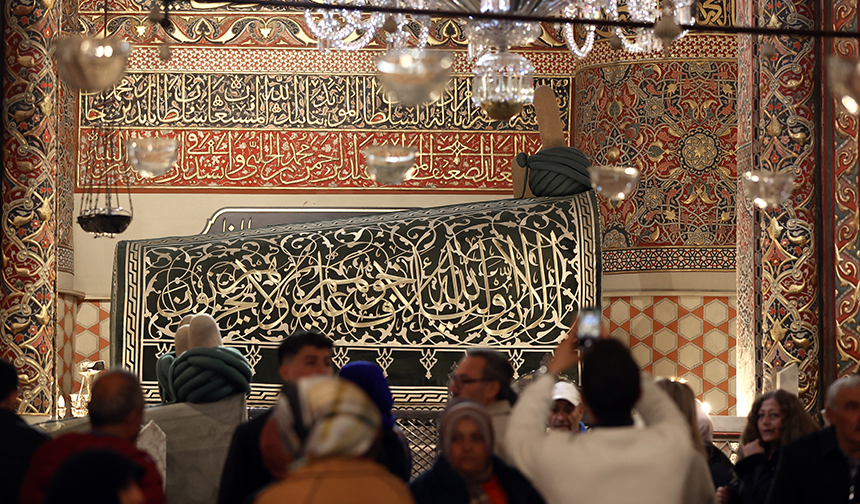 K O N Y A M E V L A N A 33