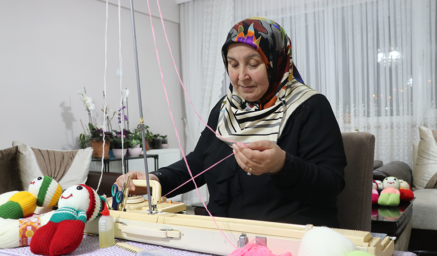 Bebekleriyle Çocukları Sevindiriyor 44