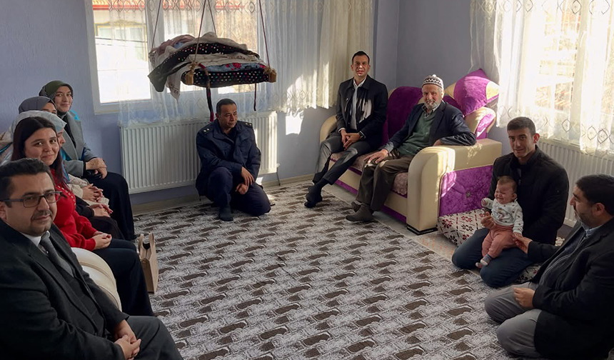 Mum Dibini Işıtır 33